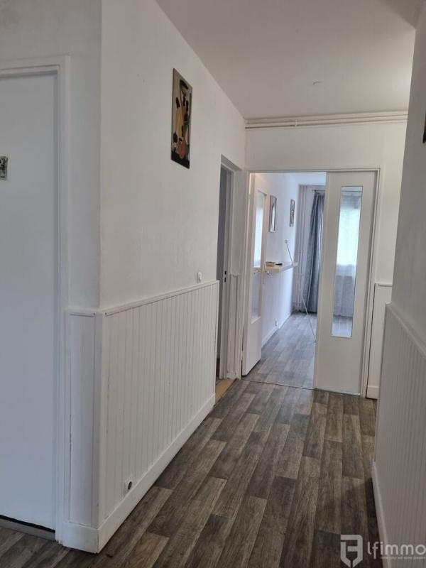 Appartement - 80 m² - 4 pièces