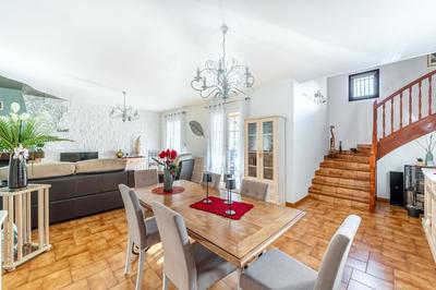 Maison - 170 m² - 5 pièces