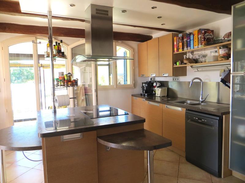 Maison - 172 m² - 9 pièces