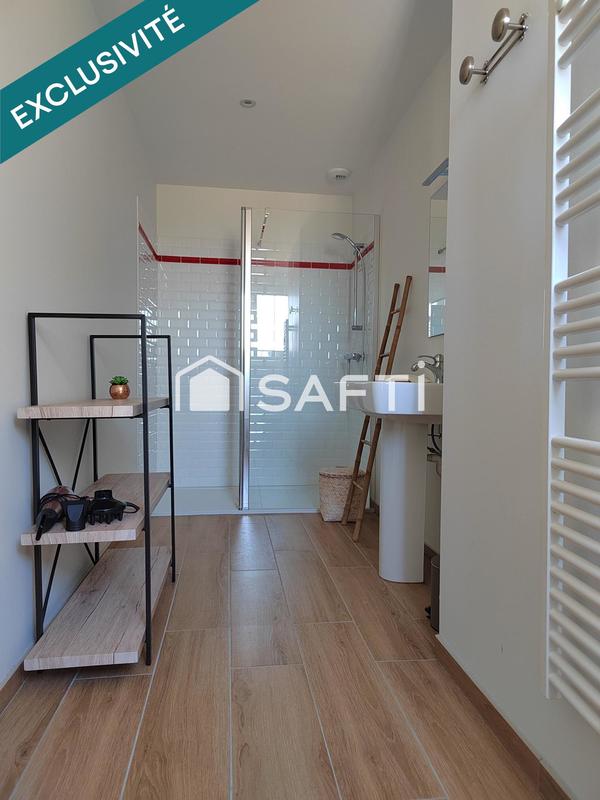 Maison - 400 m² - 8 pièces