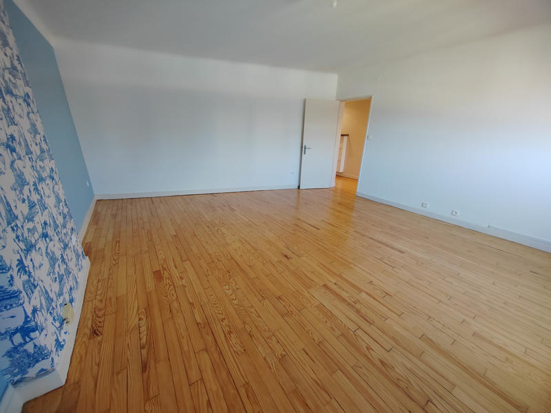 Appartement - 80 m² - 4 pièces