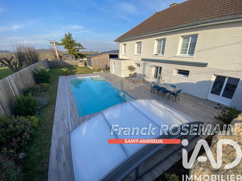 Maison - 260 m² - 10 pièces