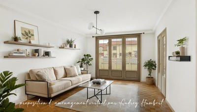 Maison - 241 m² - 8 pièces