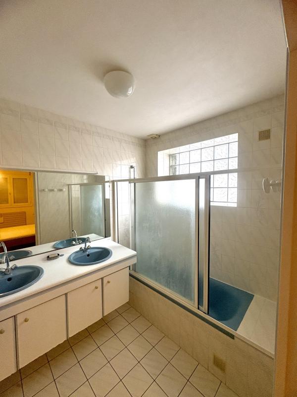 Maison - 143 m² - 6 pièces