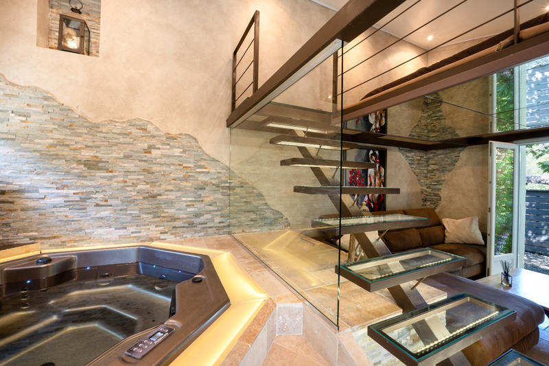 Propriété - 325 m² - 8 pièces