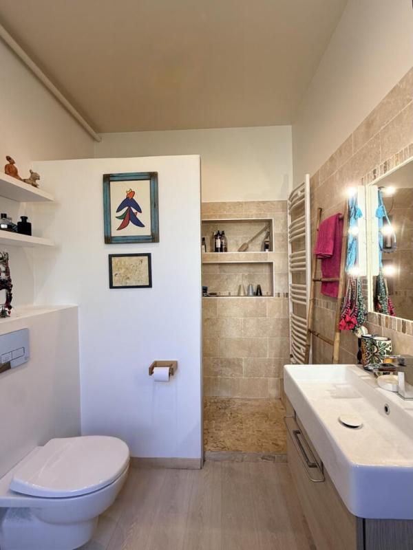 Demeure - 420 m² - 12 pièces