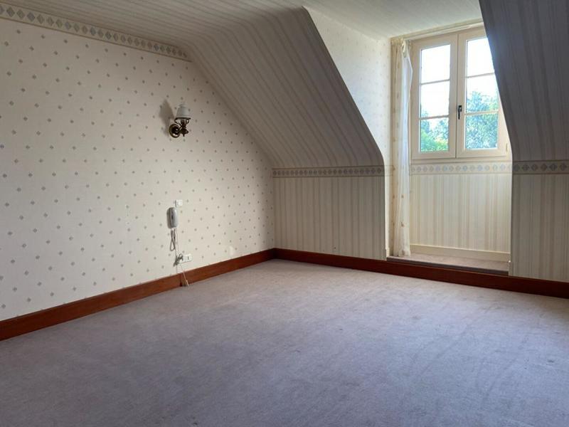 Maison - 229 m² - 6 pièces