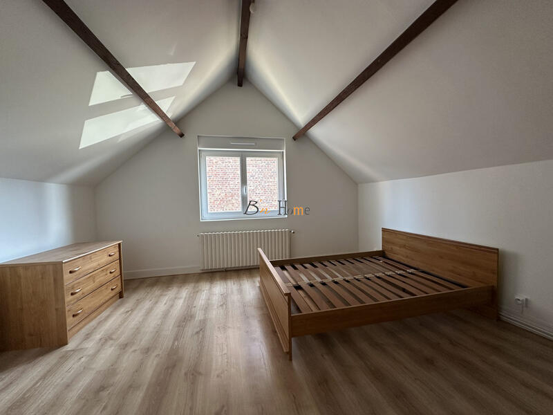 Maison - 80 m² - 5 pièces