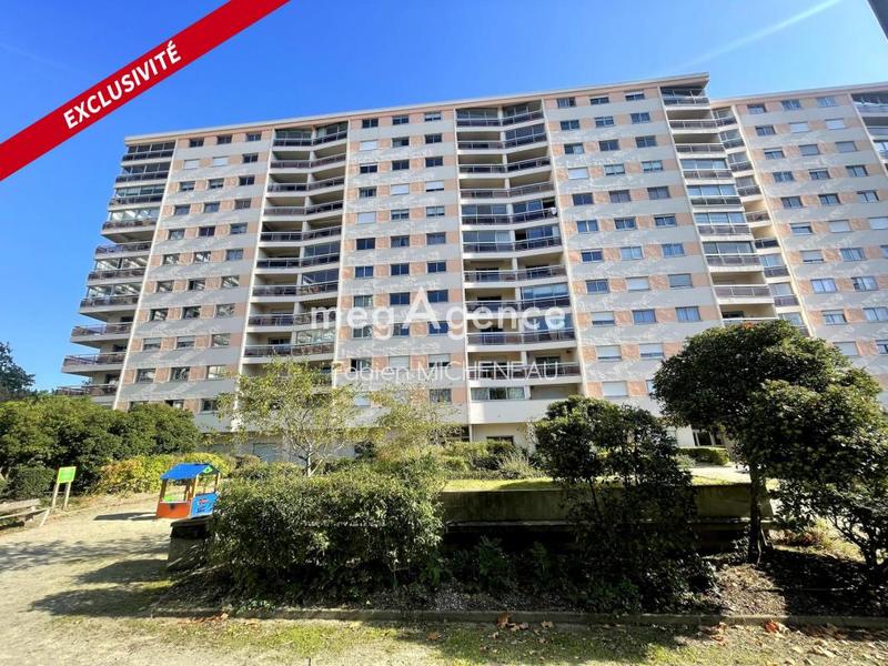 Appartement - 75 m² - 3 pièces