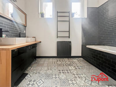 Appartement - 122 m² - 4 pièces