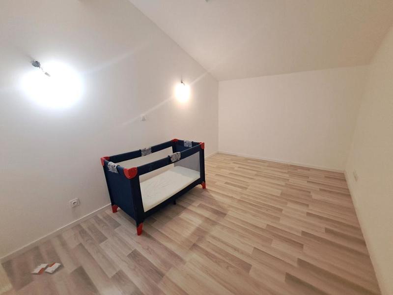 Maison - 248 m² - 11 pièces