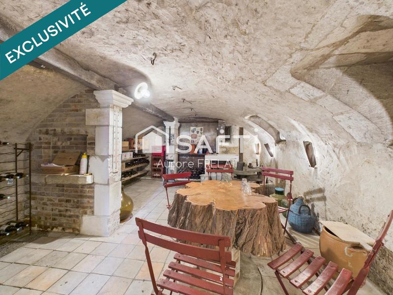 Maison - 180 m² - 5 pièces