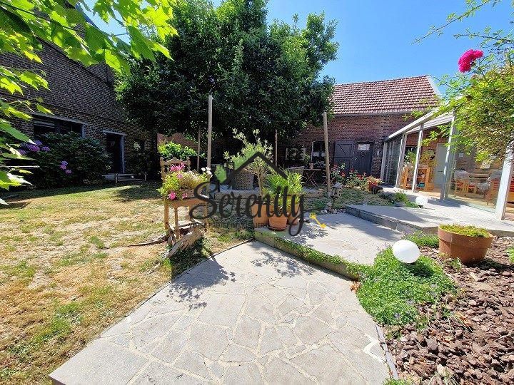 Maison - 159 m² - 9 pièces