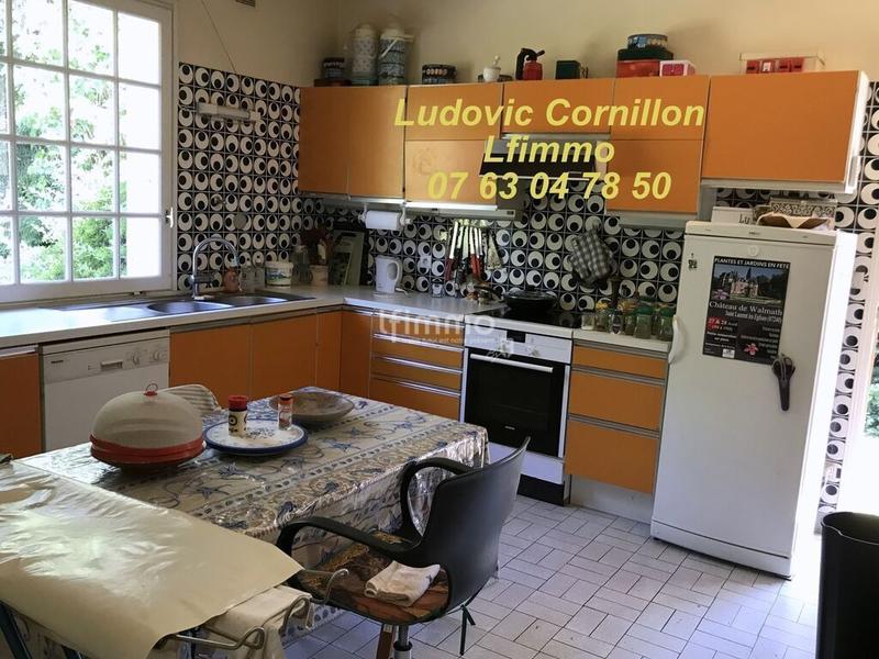 Maison - 207 m² - 11 pièces