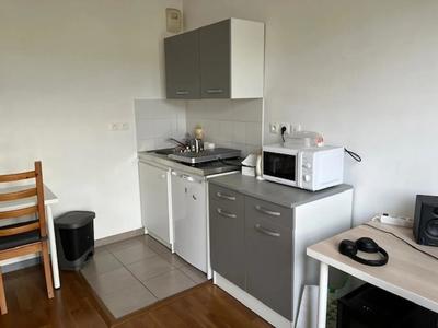 Studio - 24 m² - 1 pièce