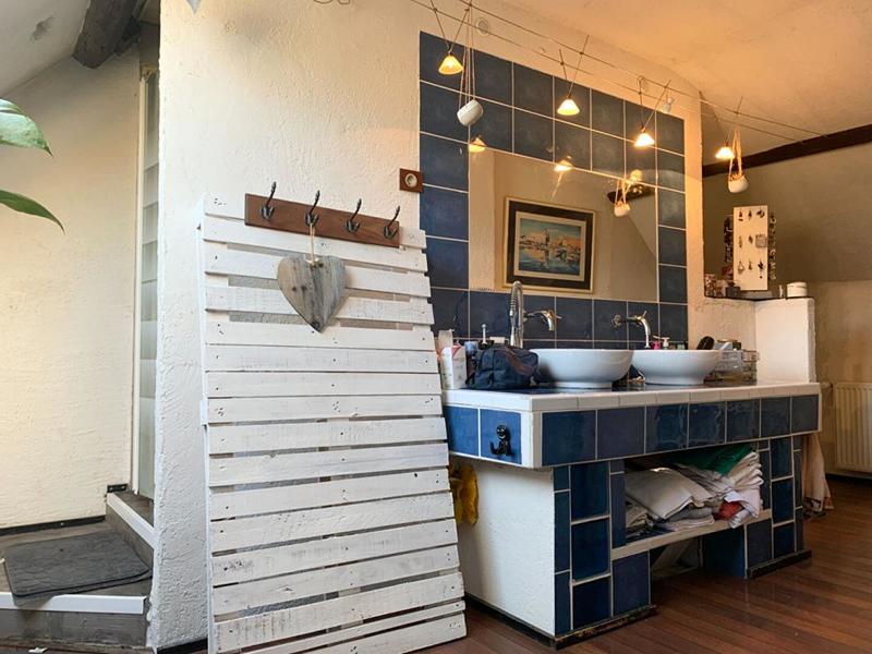 Maison - 215 m² - 7 pièces