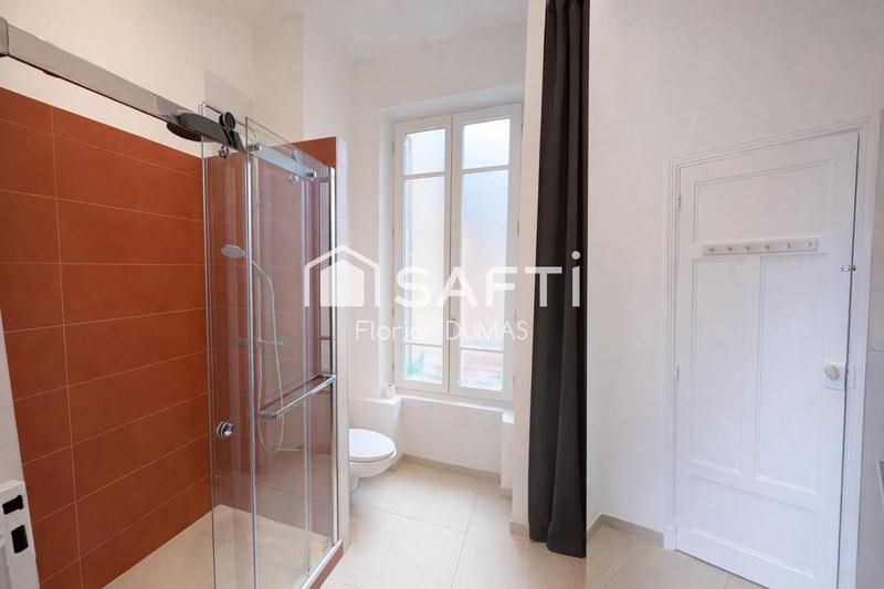Appartement - 198 m² - 5 pièces