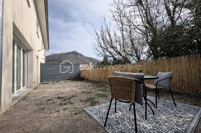 Maison - 104 m² - 5 pièces