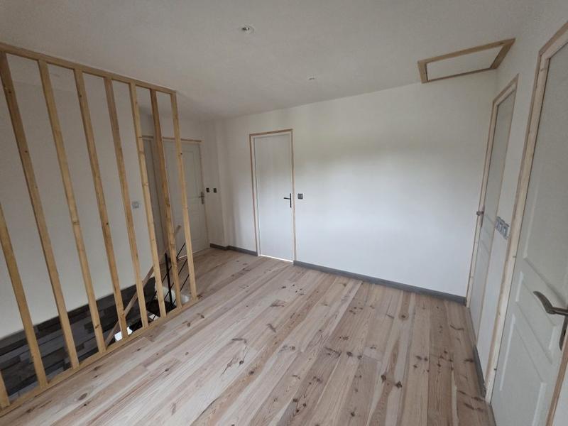 Maison - 120 m² - 8 pièces