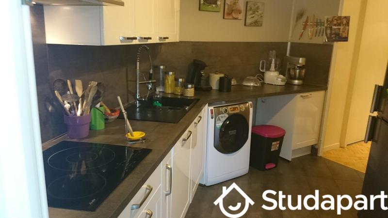 Chambre - 11 m² - 1 pièce