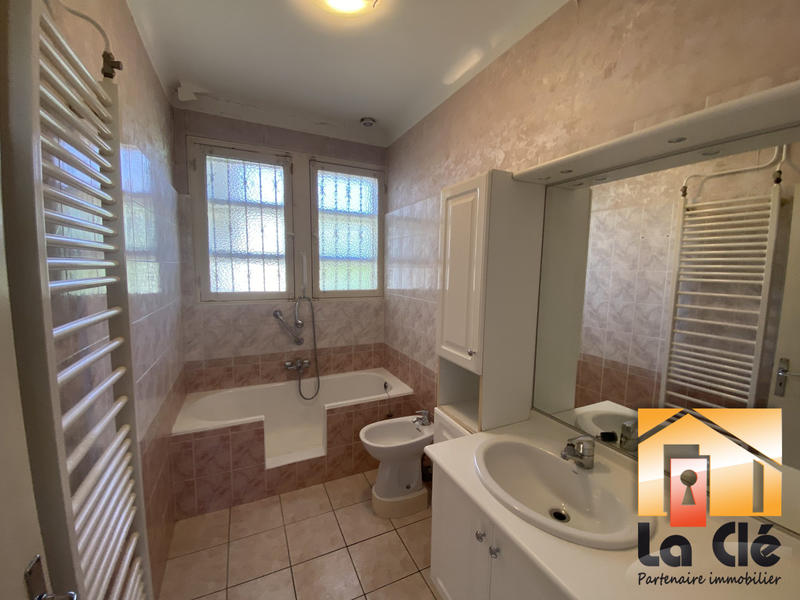 Maison - 142 m² - 5 pièces