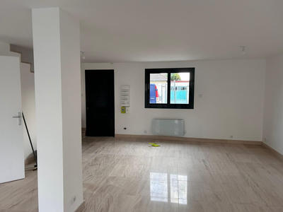 Appartement - 126 m² - 6 pièces
