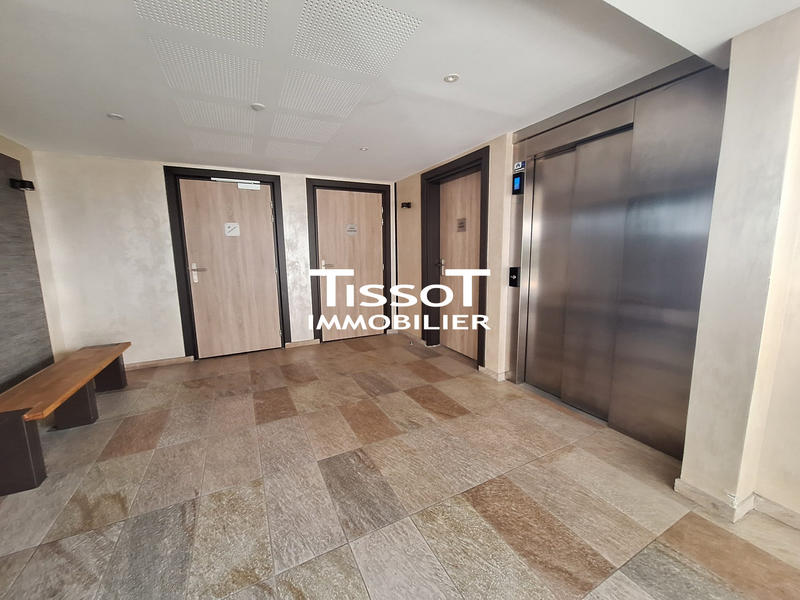 Bureau - 25 m² - 1 pièce