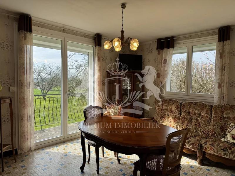 Maison - 90 m² - 6 pièces