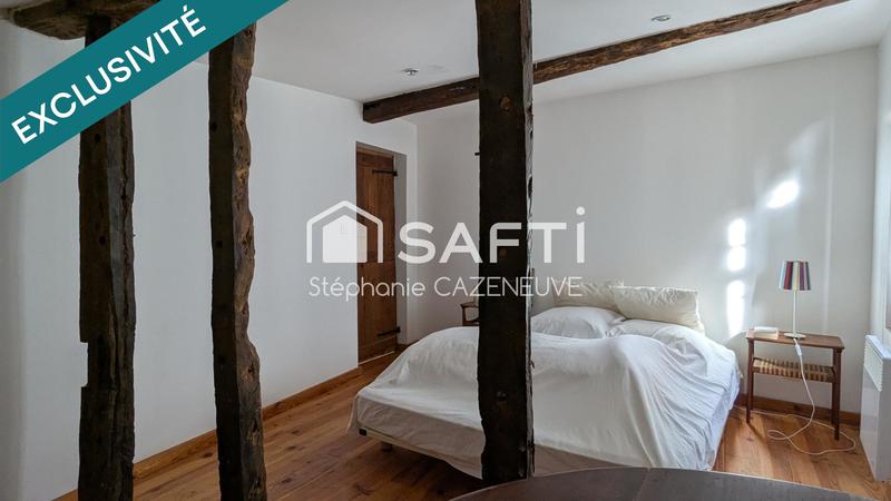 Maison - 233 m² - 9 pièces