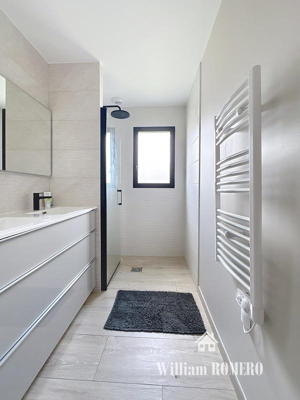 Maison - 103 m² - 4 pièces