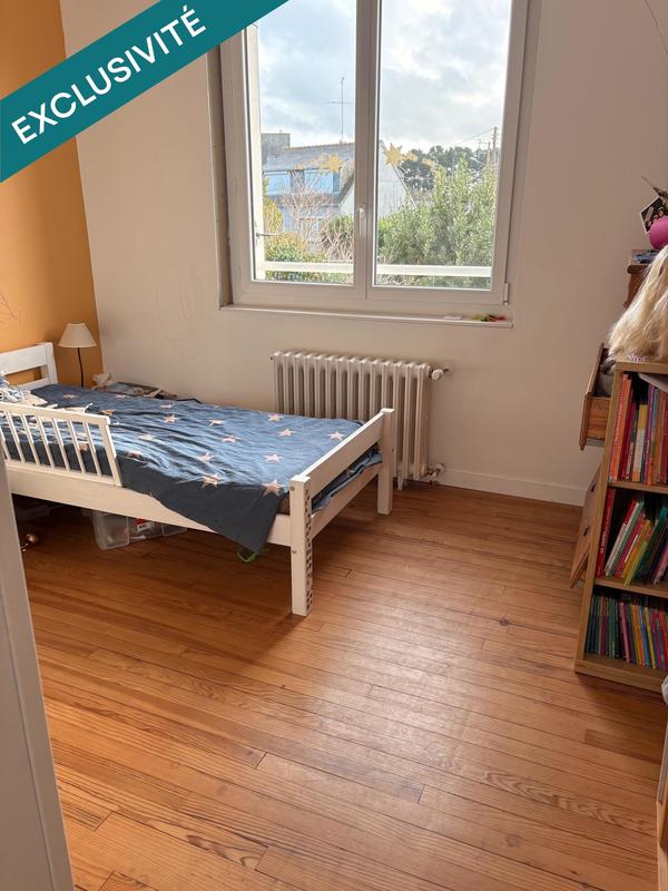 Maison - 93 m² - 5 pièces