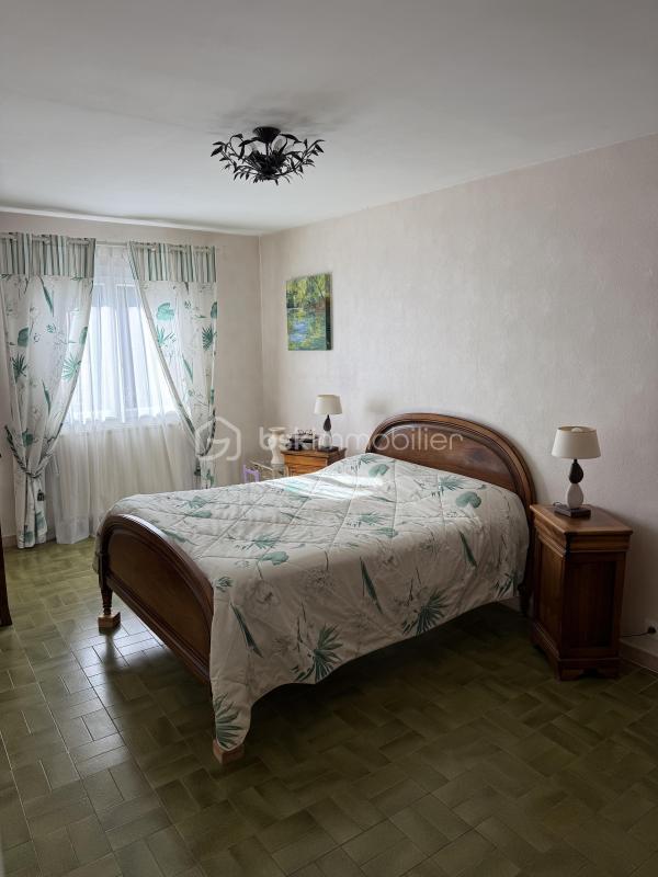 Maison traditionnelle - 140 m² - 6 pièces