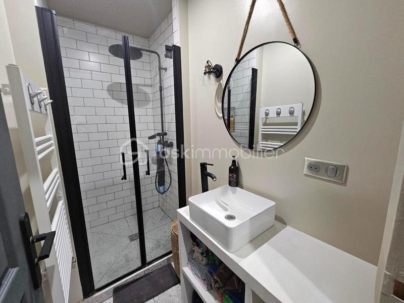 Pavillon - 151 m² - 7 pièces