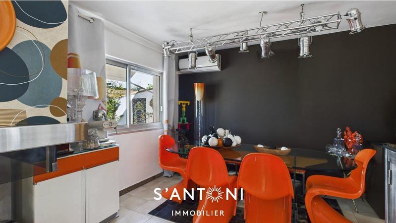 Maison de domaine - 364 m² - 10 pièces