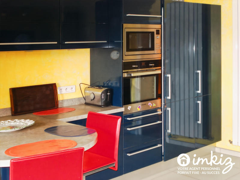 Maison - 304 m² - 10 pièces