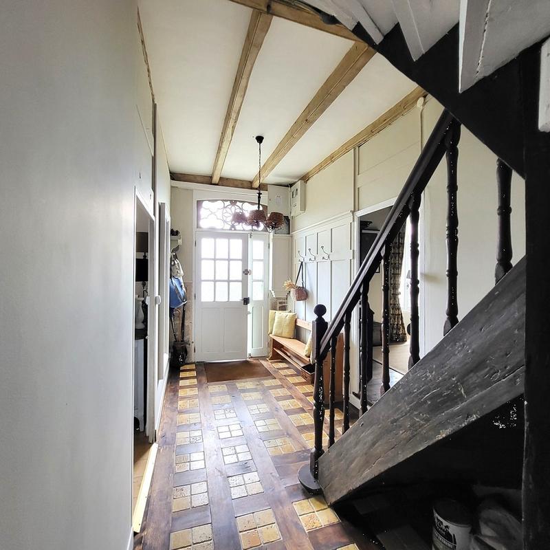 Maison en pierre - 237 m² - 8 pièces