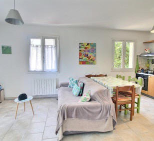 Maison - 203 m² - 10 pièces