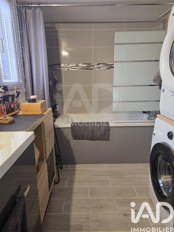 Maison de ville - 75 m² - 4 pièces