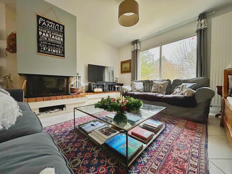 Propriété - 269 m² - 13 pièces