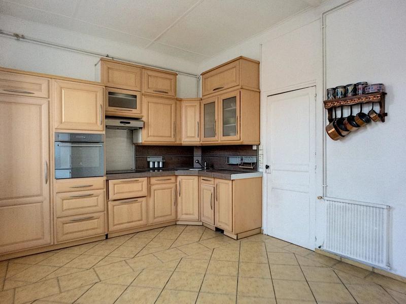 Appartement - 157 m² - 5 pièces