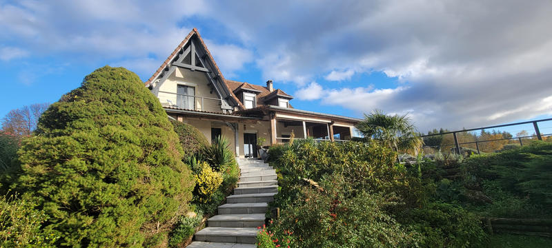 Maison - 136 m² - 6 pièces