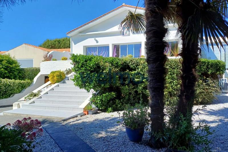 Maison - 165 m² - 5 pièces