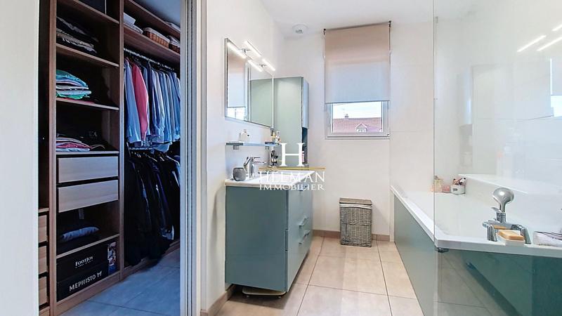 Maison - 130 m² - 4 pièces