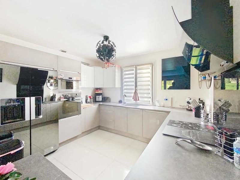 Pavillon - 84 m² - 3 pièces