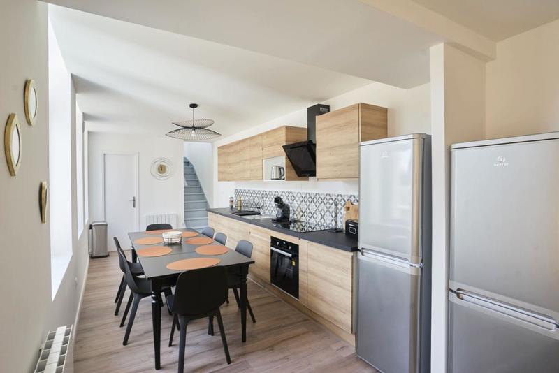 Appartement - 140 m² - 8 pièces