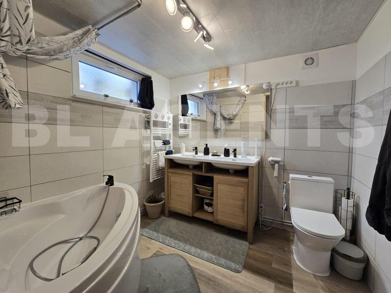 Maison - 109 m² - 4 pièces