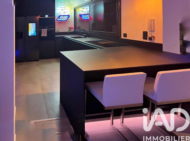 Maison - 156 m² - 7 pièces