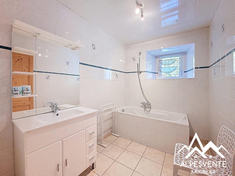 Maison - 160 m² - 5 pièces