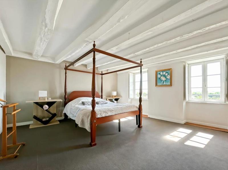 Duplex - 260 m² - 10 pièces