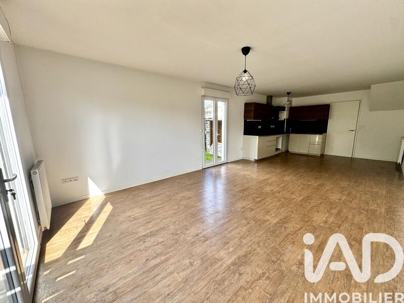 Maison - 88 m² - 4 pièces